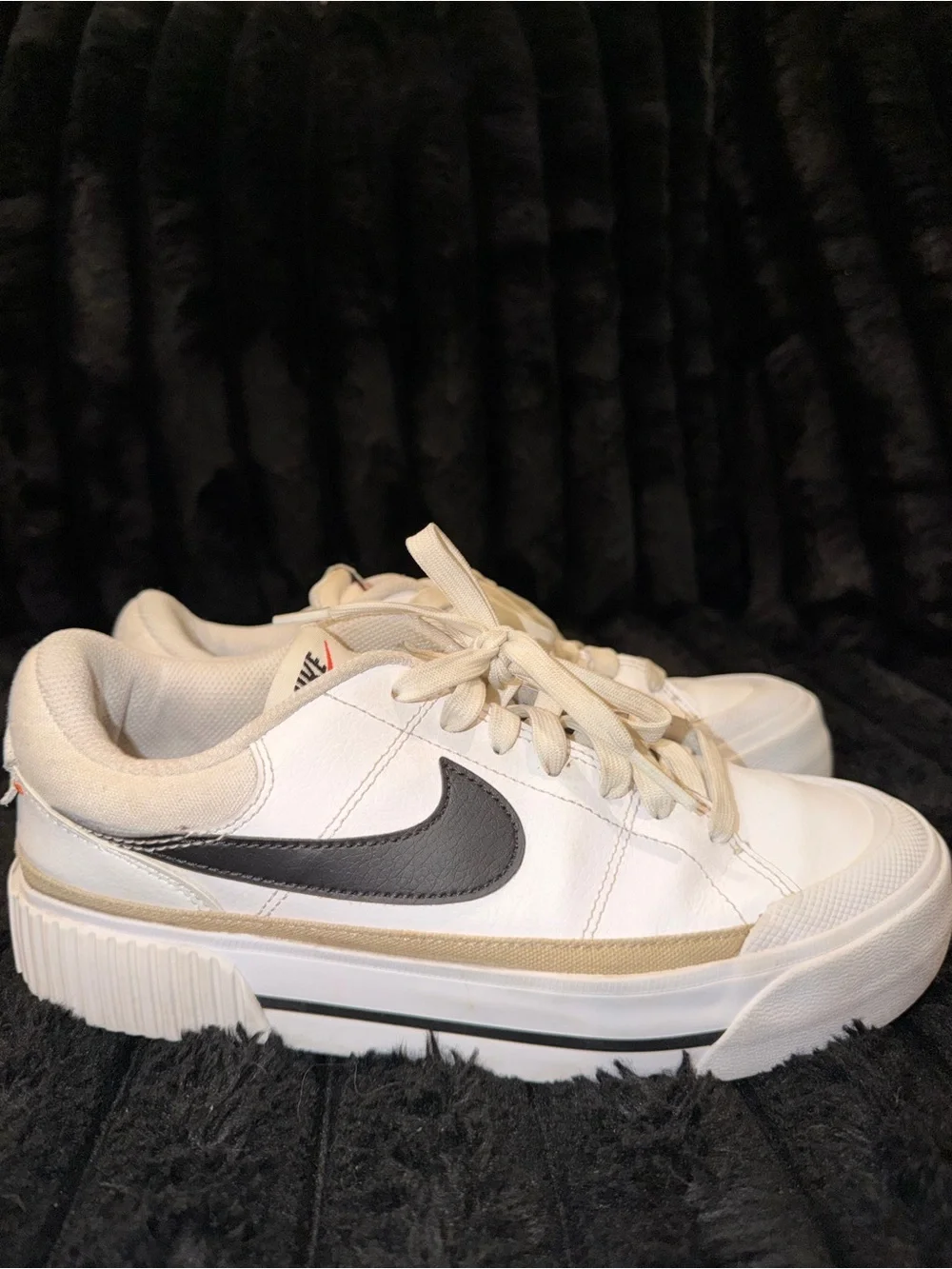 Nike Court Legacy Lift Womens Sneakers